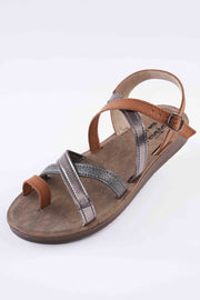 صندل مريح لامع